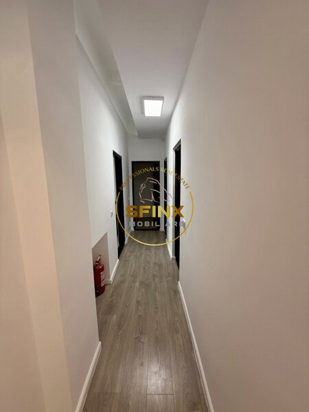 Birou elegant 3 camere in vila zona Cismigiu, 3 balcoane